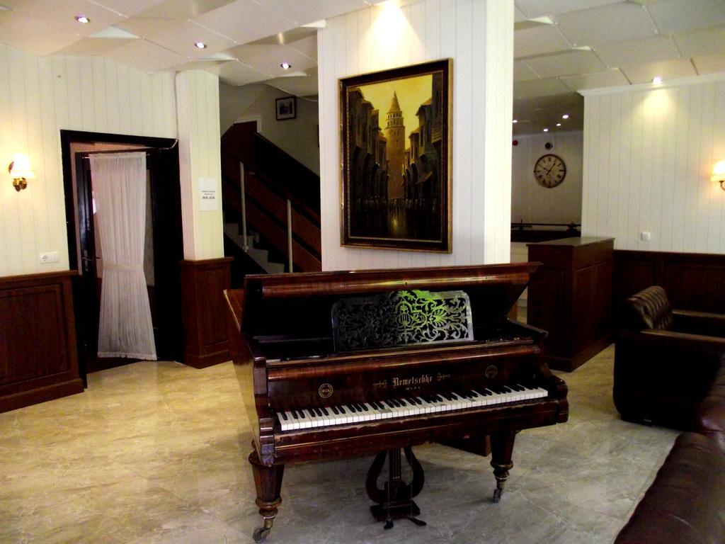 Akman Hotel Kusadasi Luaran gambar